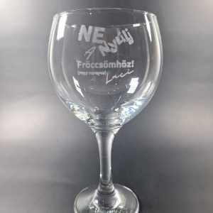 Egyedi gravírozott boros kehely 645ml